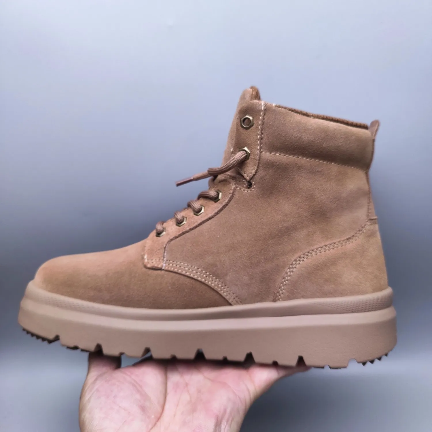 💰680 UGG sheepskin one-piece snow boots for men 3750 lace-up casual mid-calf boots Color: maroon Size: 39-45